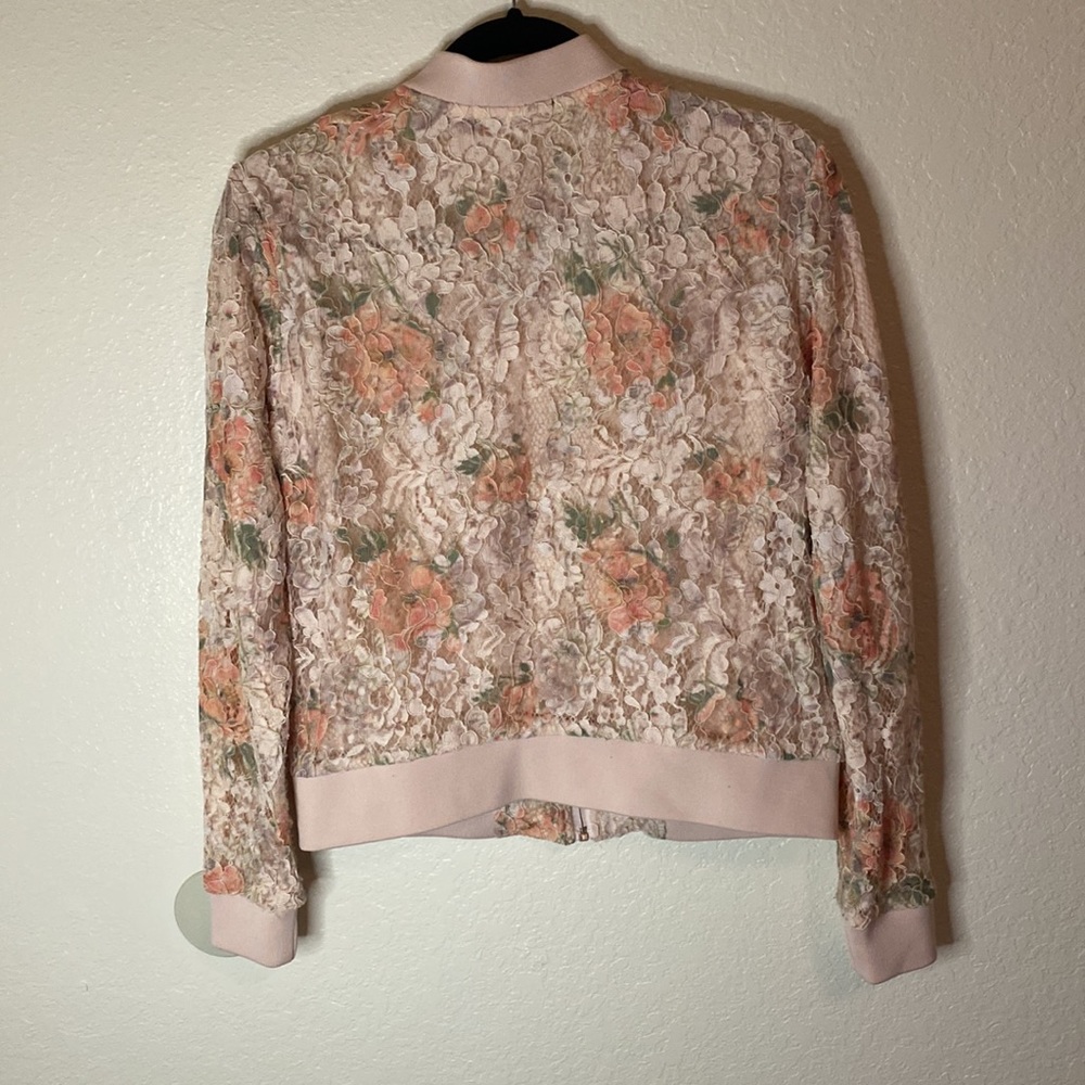 Pink jacket - Picture 2 of 2
